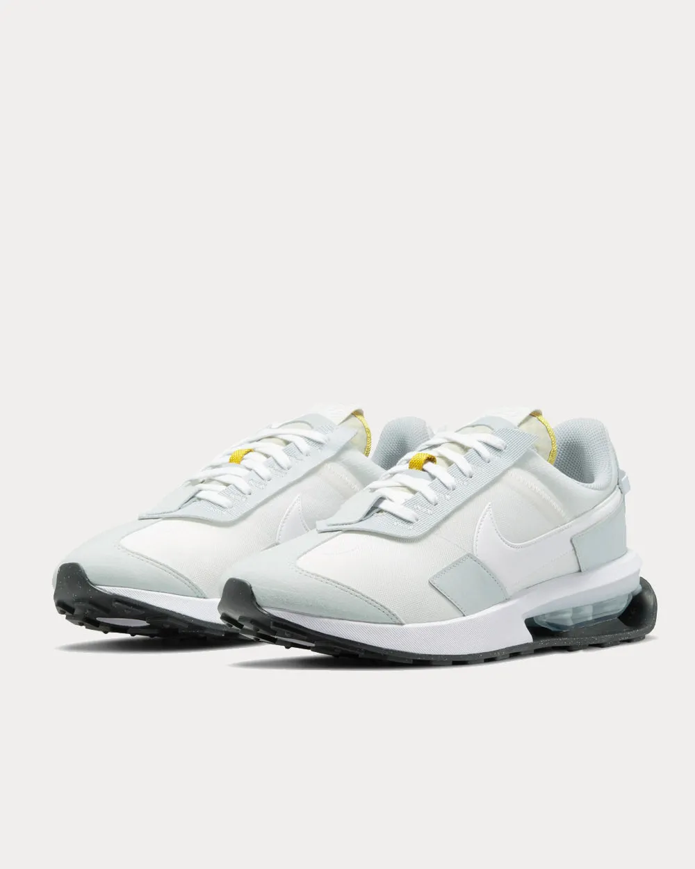 Air Max Pre-Day Summit White Low Top Sneakers