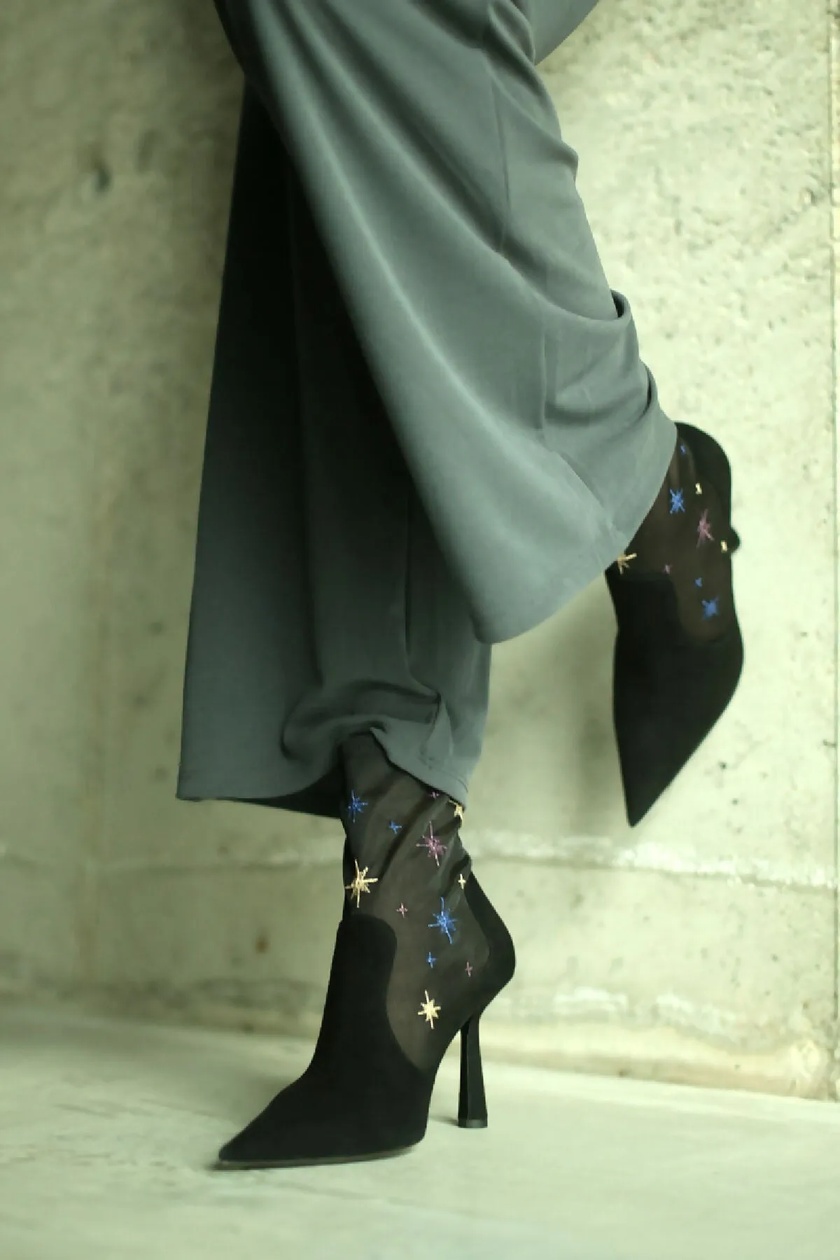 Anna Boot 95 Black Suede and Star Embroidery