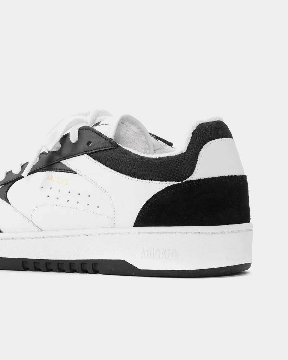 Arlo White / Black Low Top Sneakers