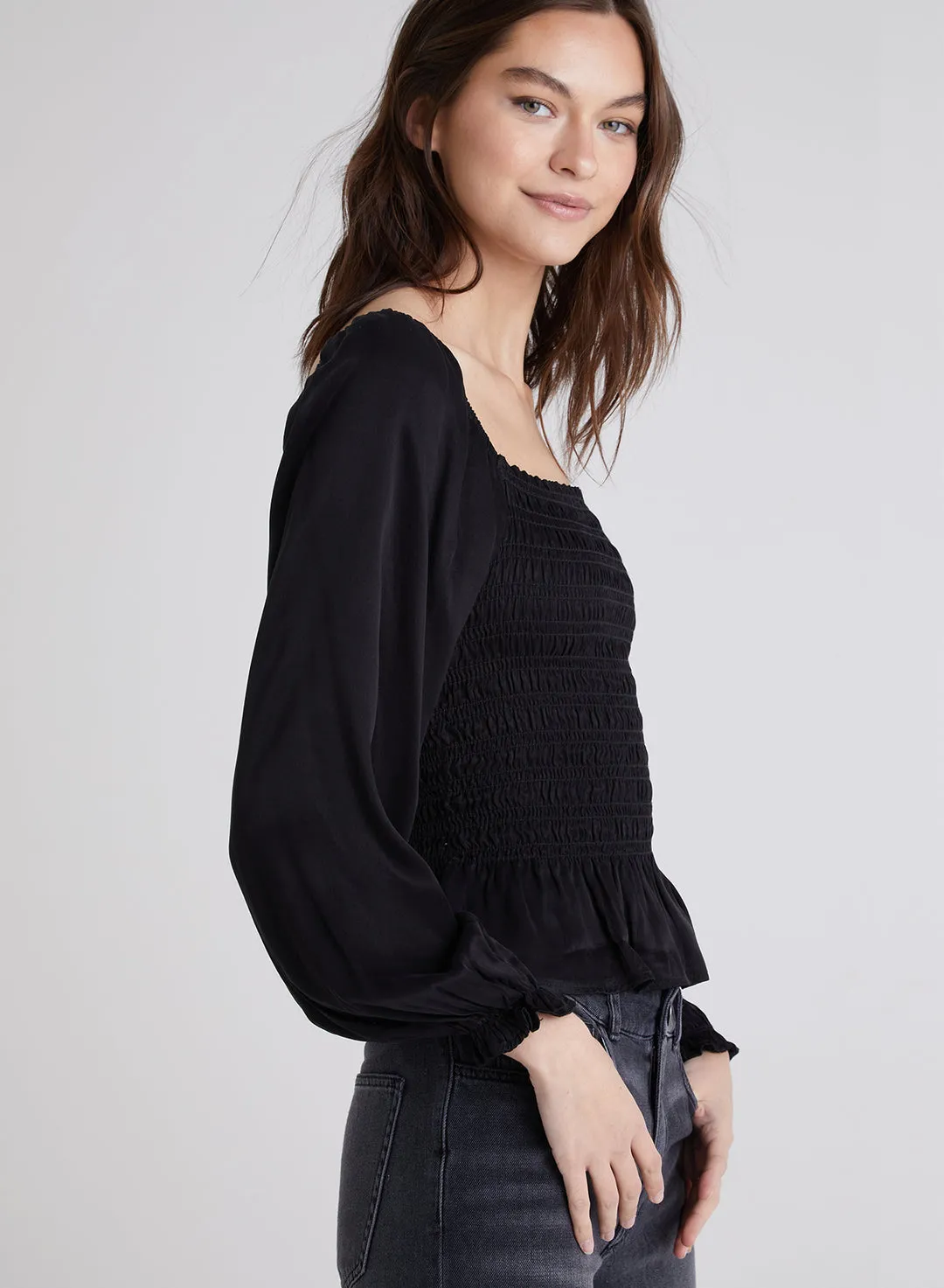 Bella Dahl Long Sleeve Smocked Top in Black
