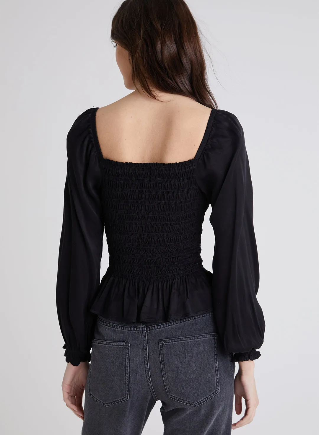 Bella Dahl Long Sleeve Smocked Top in Black