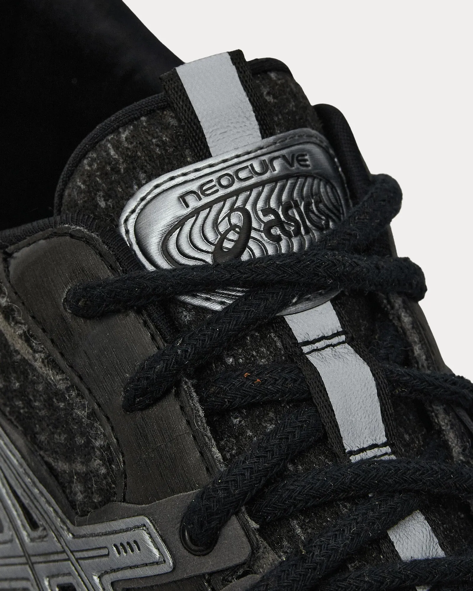 Circularity Neocurve Black / Pure Silver Low Top Sneakers