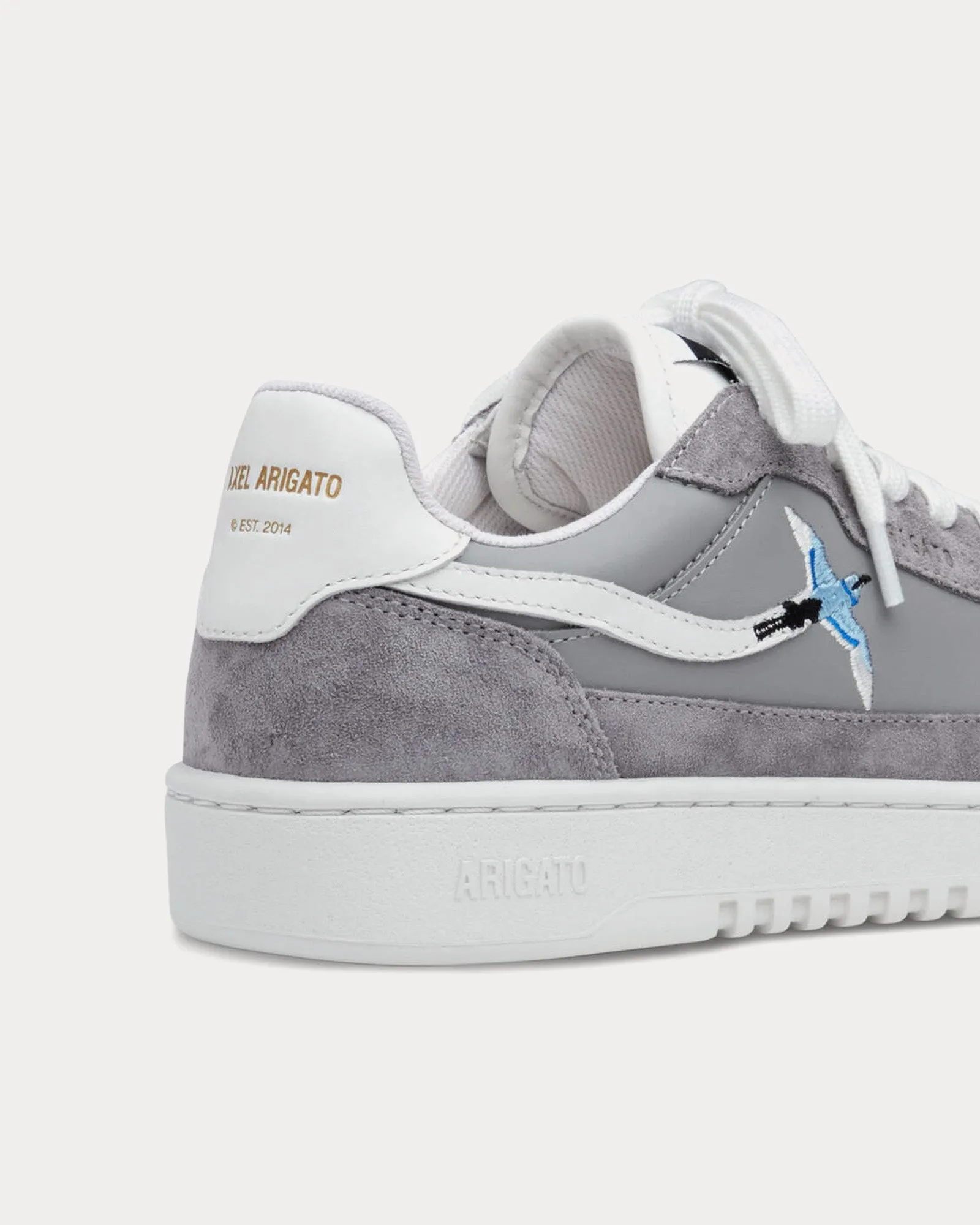 Dice Lo Bee Bird Grey / White Low Top Sneakers