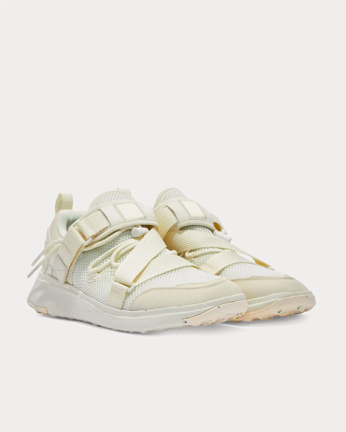 Earth Shoe 01 Sand White Slip On Sneakers