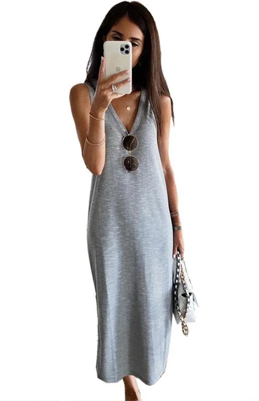 Eco-Conscious Vintage Halter Neck Summer Dress with Elegant Flair