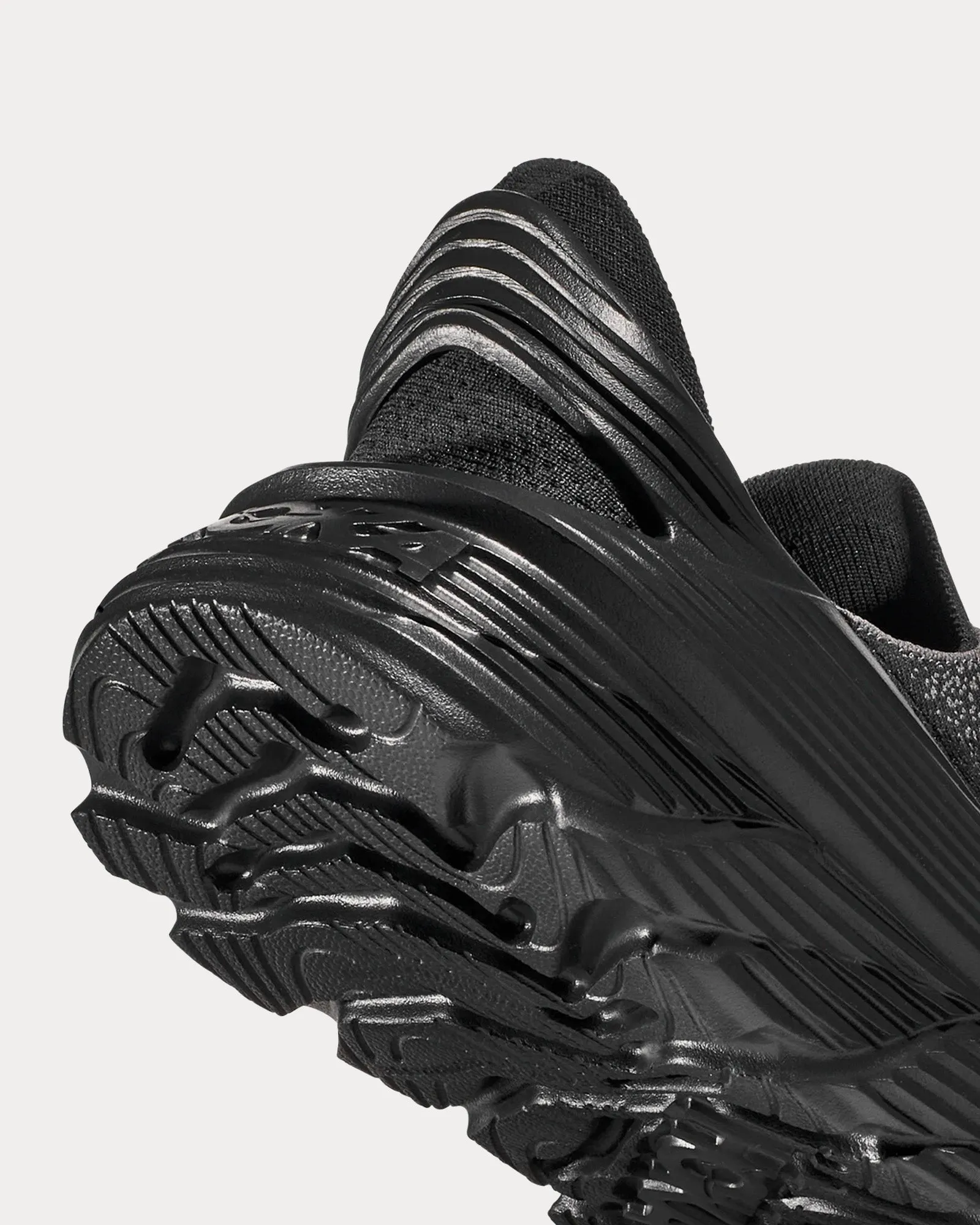 Restore TC Black / Black Slip On Sneakers