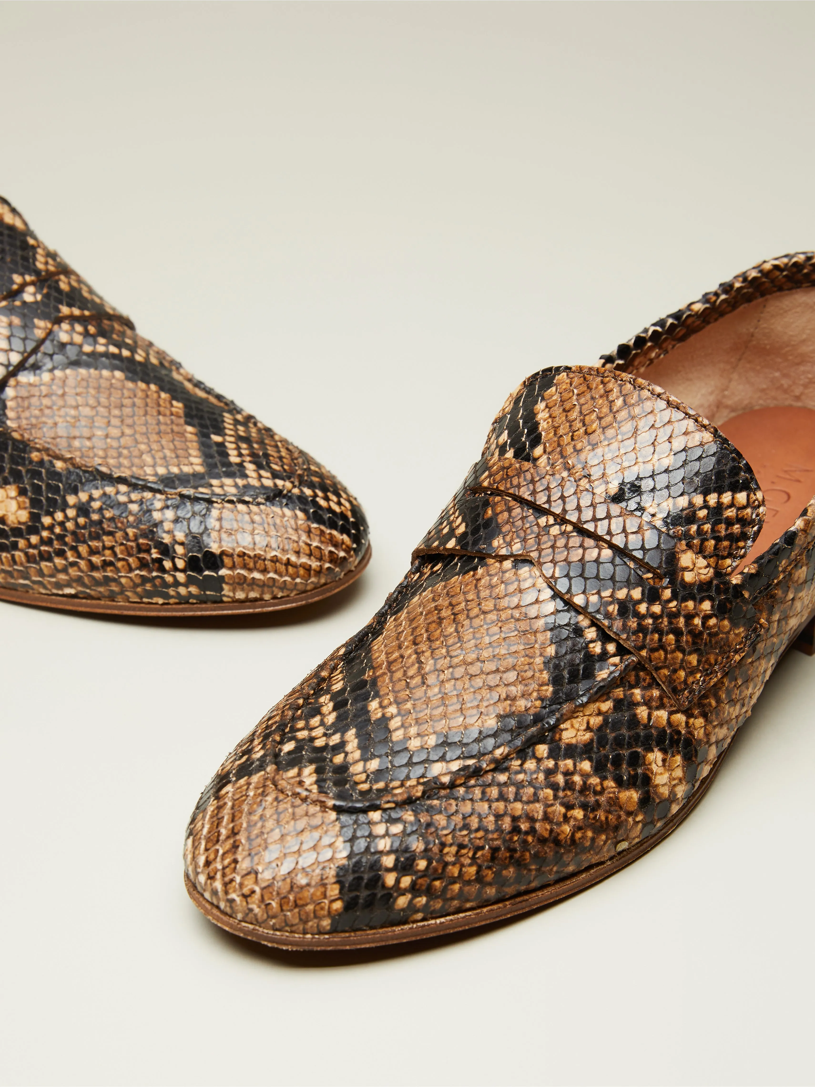 The Sacca Donna Printed Leather