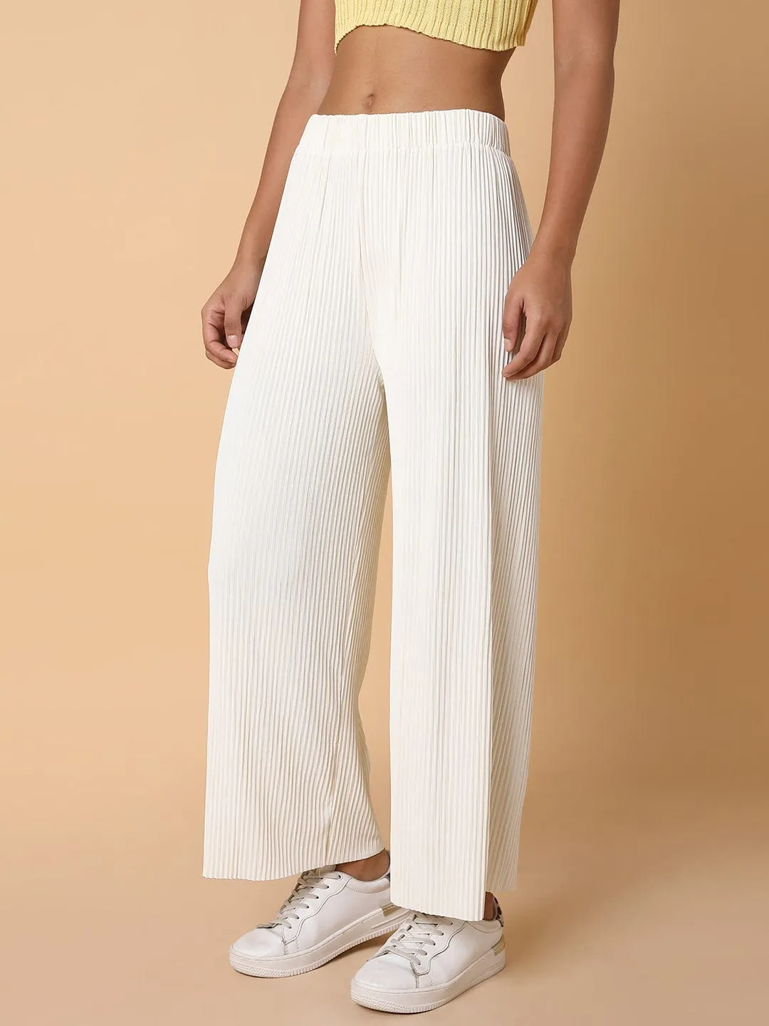 Women Cream Solid Comfort Slim Fit Flat Front Trousers
